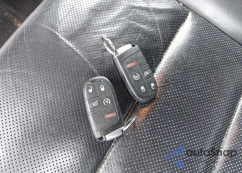 2017 Jeep Grand Cherokee Limited 4X2 из США, поврежденный, VIN 1C4RJEBG5HC943281